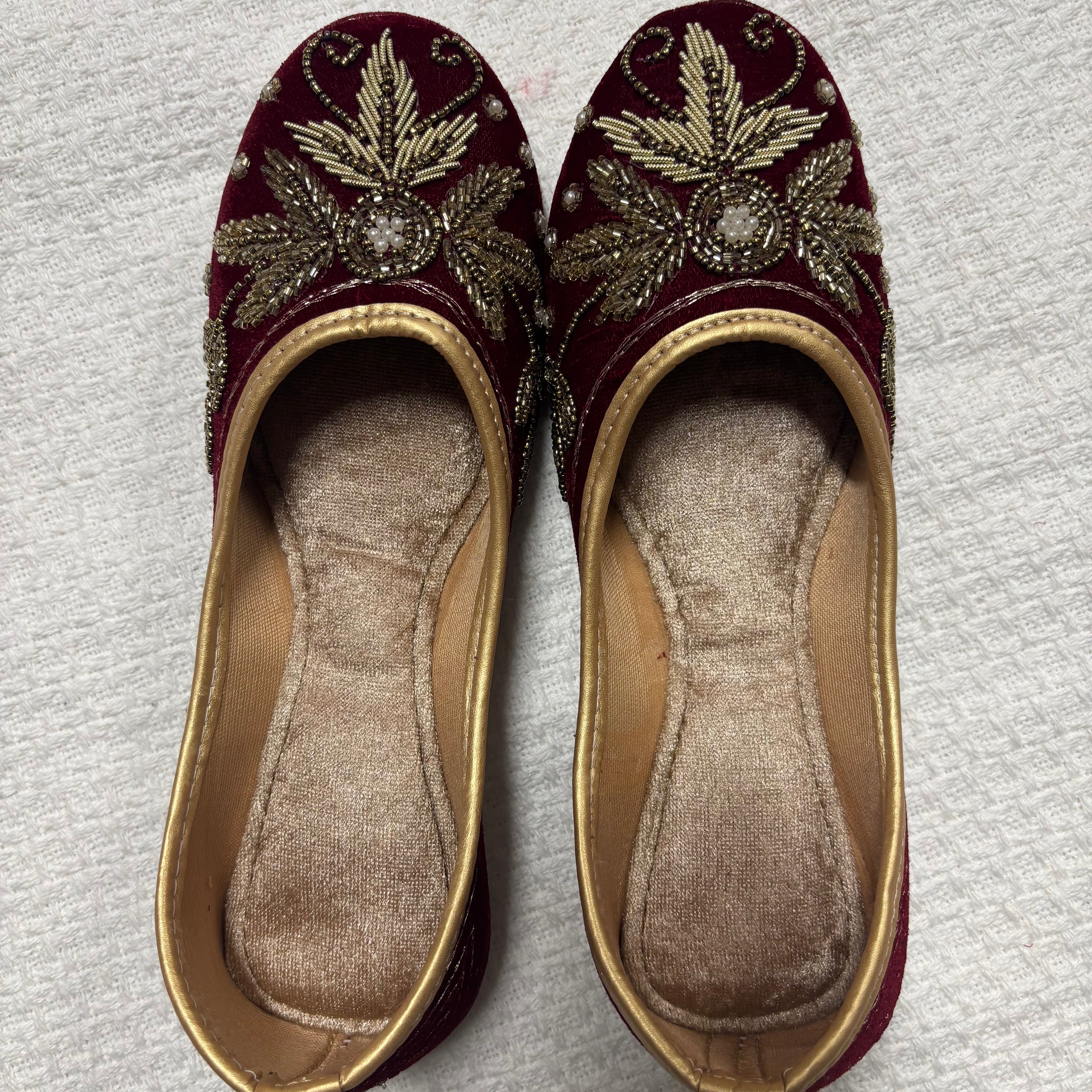 Embroidered and Stone Hand Work Khussa Sandal: Indian and Pakistani Jutti with Beads