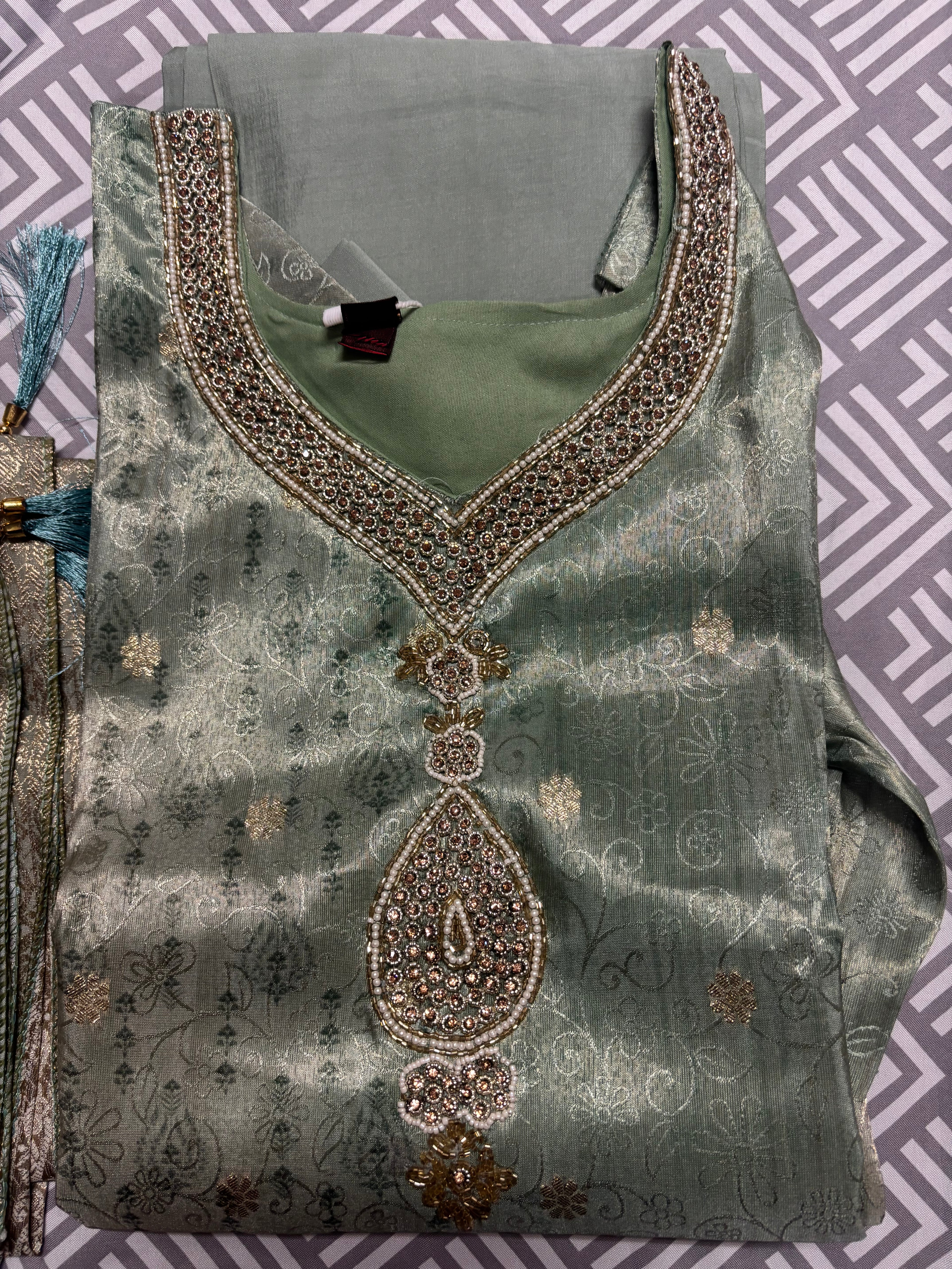 Neck Worked Floral Printed Banarasi Kurtha set