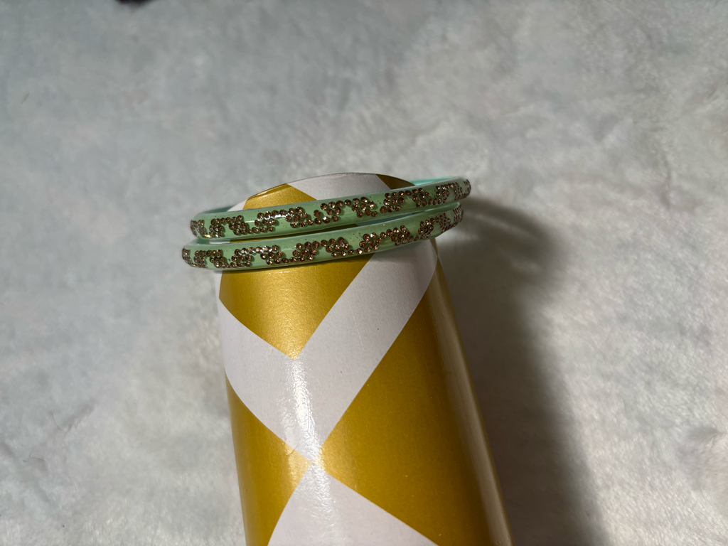 Four Pieces Bangles with Colorful Stone Worked