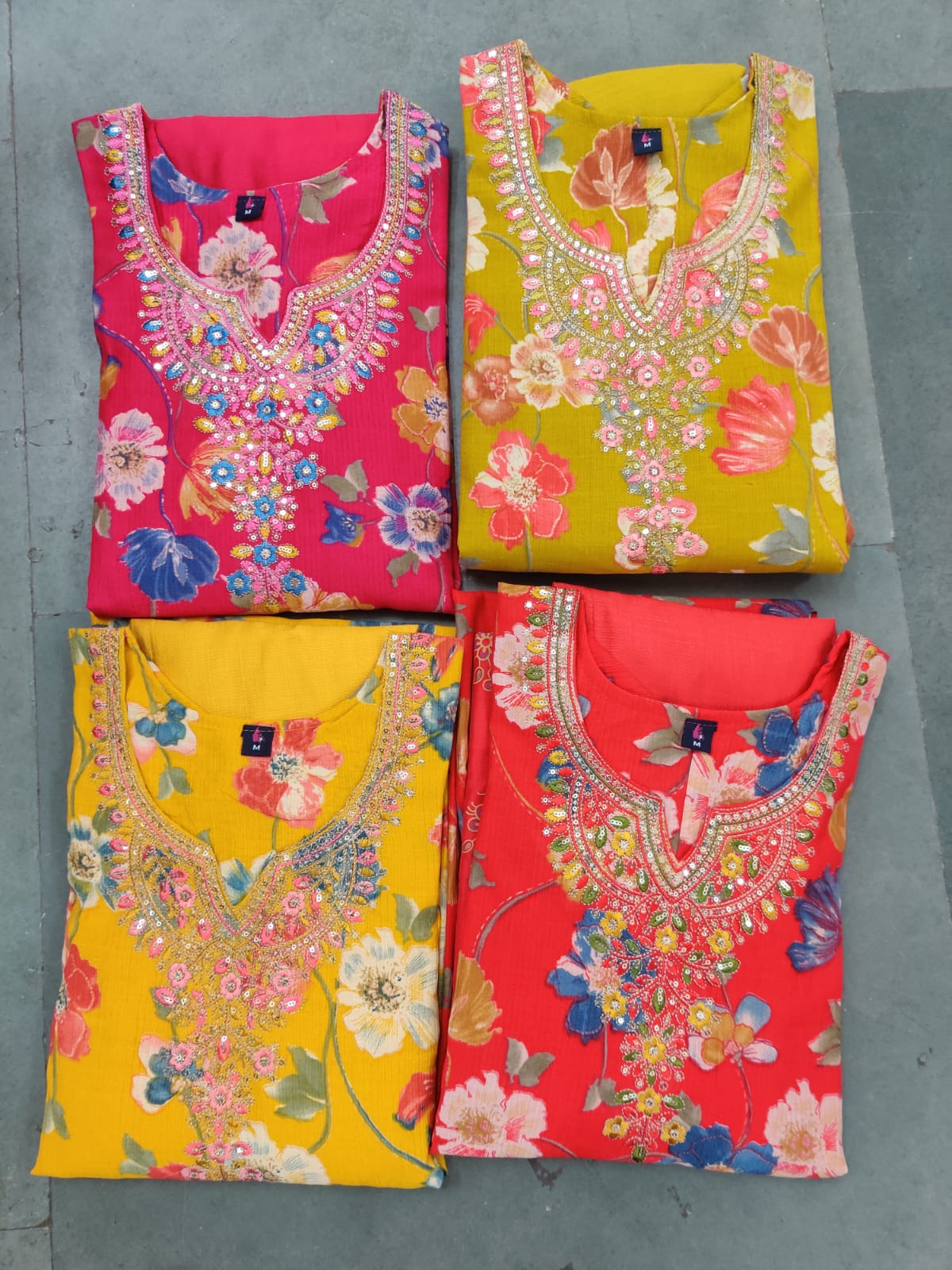 Womens Straight Kurtha Sets with floral graphic Design