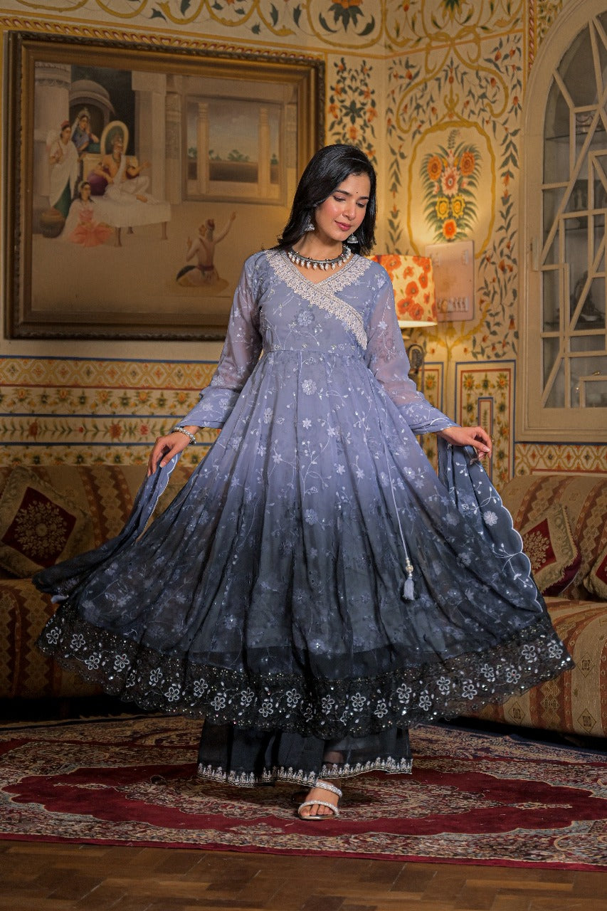 Maiju And Vanji Fashion Plazzo Kurtha Set With Glass work and Embroidary Work.